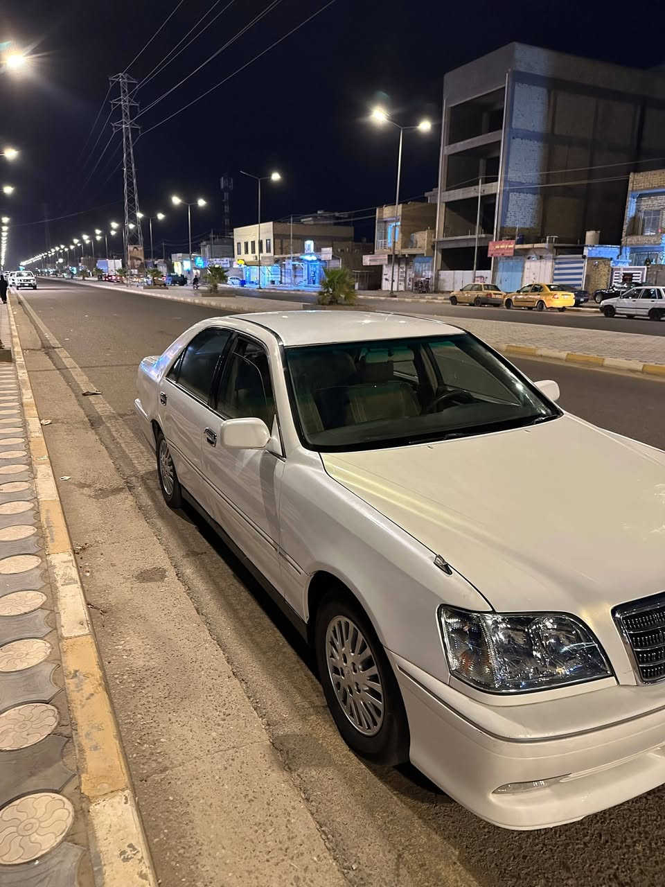 ملكه موديل 2003 دوات دوات كصة جنطه دخول جديد
متؤمه رقم سنويه نكليزي شغل مضبوط شرط دكه بالحاسبه موجوده تطلع ملكه بيضه سياره نضيفه كلش مال جناي
مكينه فيفتي وكير كفاله حداديه تخم تاير سياره جاهزه مانقصه شي العنوان ميسان السعر 32 وبيه مجال لشراي 
شراي يتصل ***********
