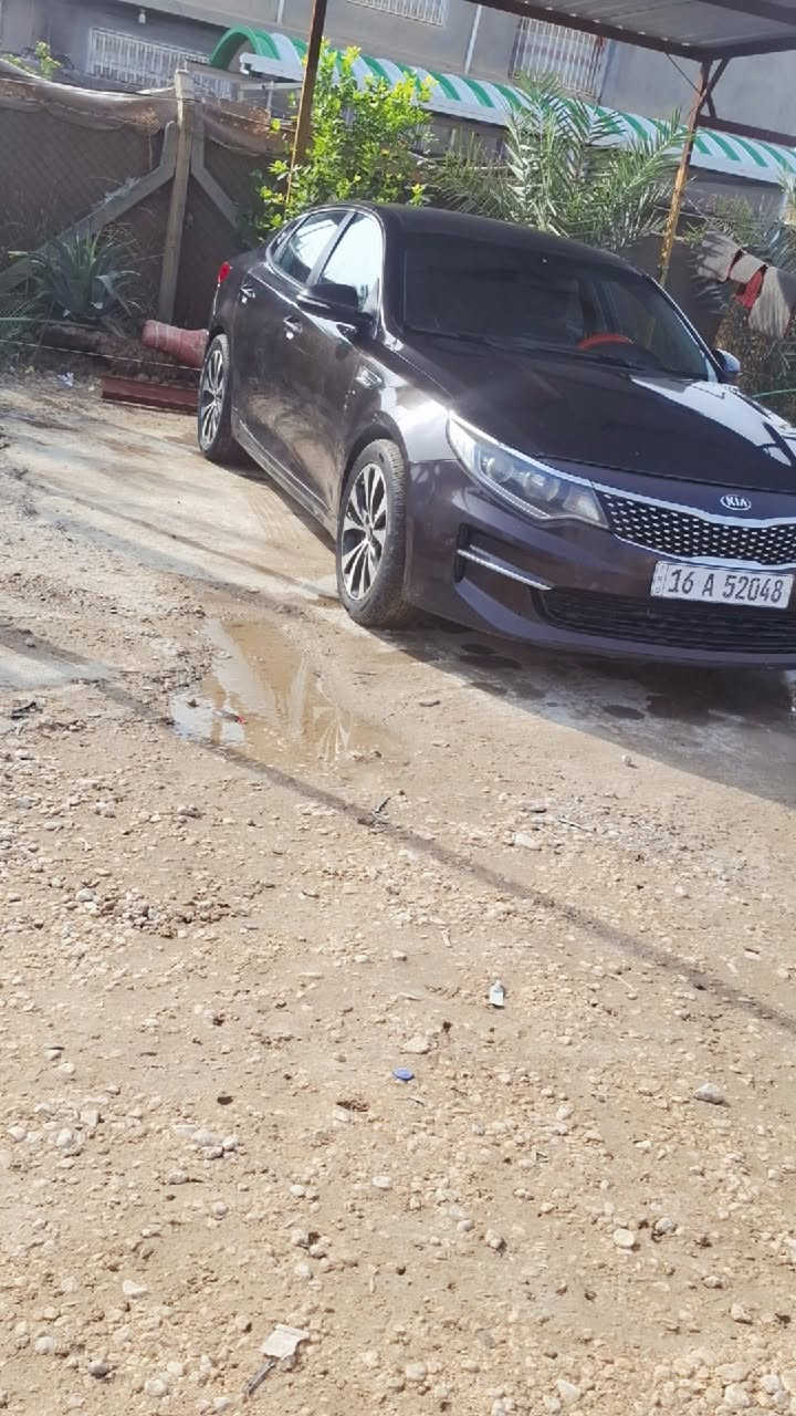 سياره للبيع كيا أوبتيما خليجي 2017 خليجي
• المحرك: 2000 سي سي
ماشيه 138 باسمي غير مكفوله 
 صار شهرين م̷ـــِْن  ستلمت ارقام وسنويه
 السيارة جاهزة ما بيها أي نقص 137

***********
