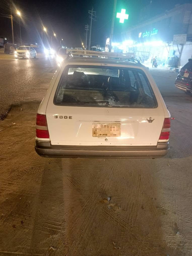 البيع سيارة مار سيدس دب موديل ٨٩ سيارة حلوة مصبوغة جمالية شوف العين رقمها بغداد  تبريد شغال طخم تاير جديد باتري جديد مكينة وكبر خير من اللة البصرة, العراق


**إذا كنت صاحب هذا الإعلان وتريد حذفه لأي سبب، رجاءا أرسل رسالة إلى الدعم الفني**