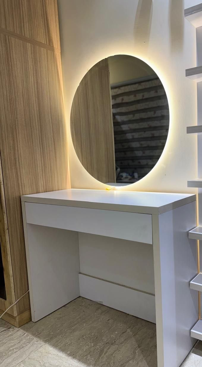 ميز مرايا بناتي ابيض اللون فيه جرار مخفي ارتفاع 95 سم  عرض 110 سم عمق 45سم  السعر قفل 300 الف


**إذا كنت صاحب هذا الإعلان وتريد حذفه لأي سبب، رجاءا أرسل رسالة إلى الدعم الفني**