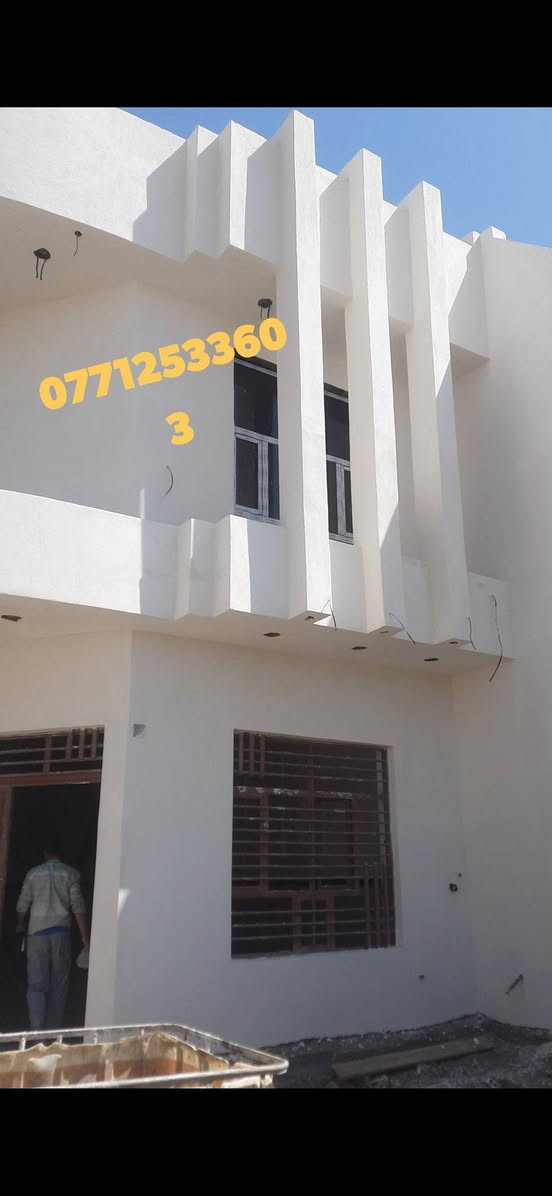 خلفه لبخ مصري مقيم في بغداد شغل سقل ناعم وفوم وطلس شغلنا درجه اولى ***********
