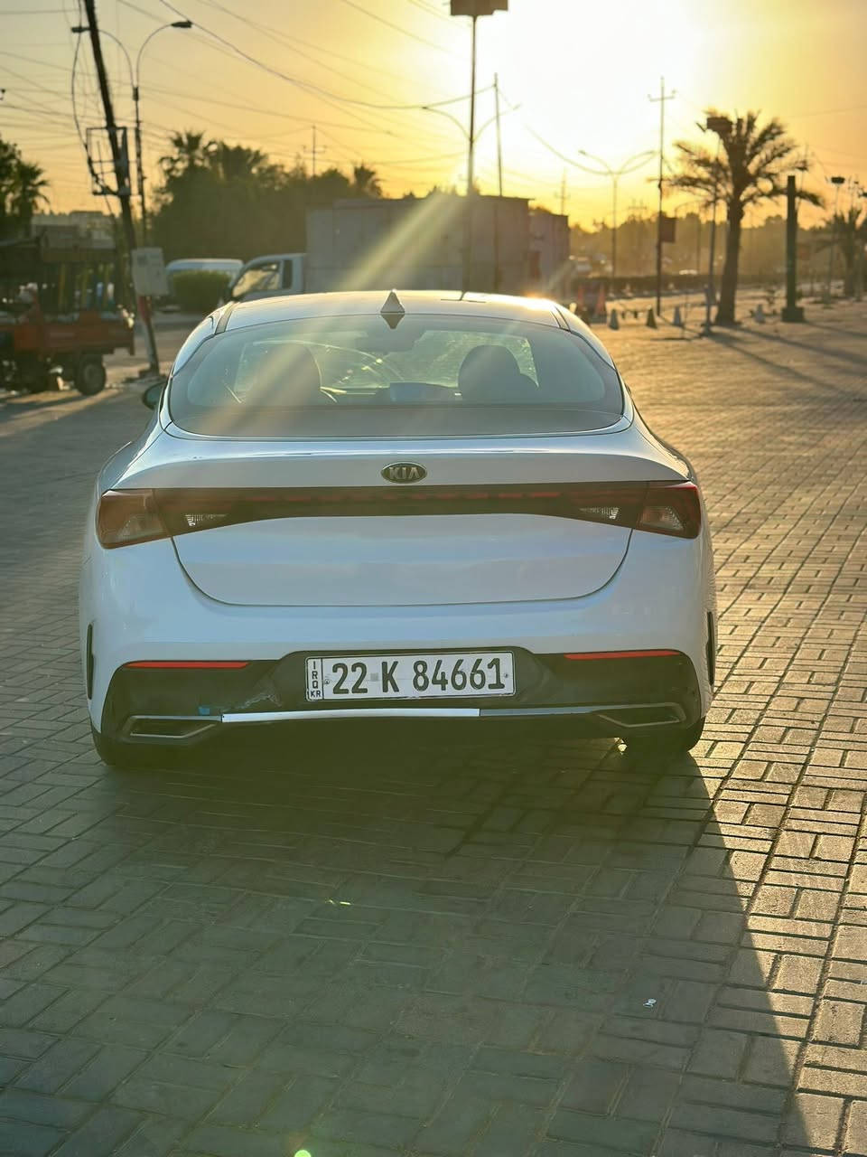 كي فايف موديل 2021 محرك 1600 تيربو ماشيه 175 حادثها جاملغ والبنيد مبدل ومصبوغ وبيها بلعراق قبق جنطه مكان الصبغ صاير وره رقم فقط سياره جاهزه من كلشي تبريد محرك كير مكفولا مواصفاتها رادرات تحكم مري قياده ذاتيه معروفه بعد مكاني دوره رقم ***********
