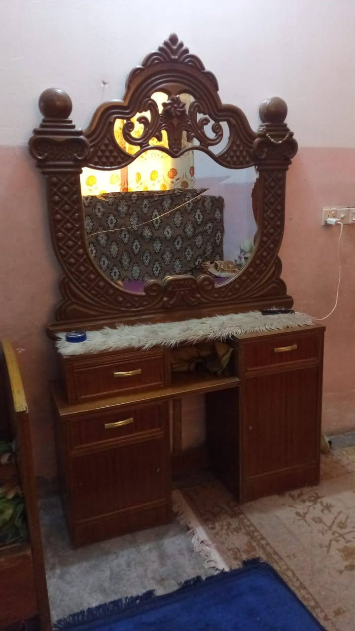 سلام عليكم متوفر غرفه اخشاب عراقي غرفه نضيفه وكامله للبيع


**إذا كنت صاحب هذا الإعلان وتريد حذفه لأي سبب، رجاءا أرسل رسالة إلى الدعم الفني**