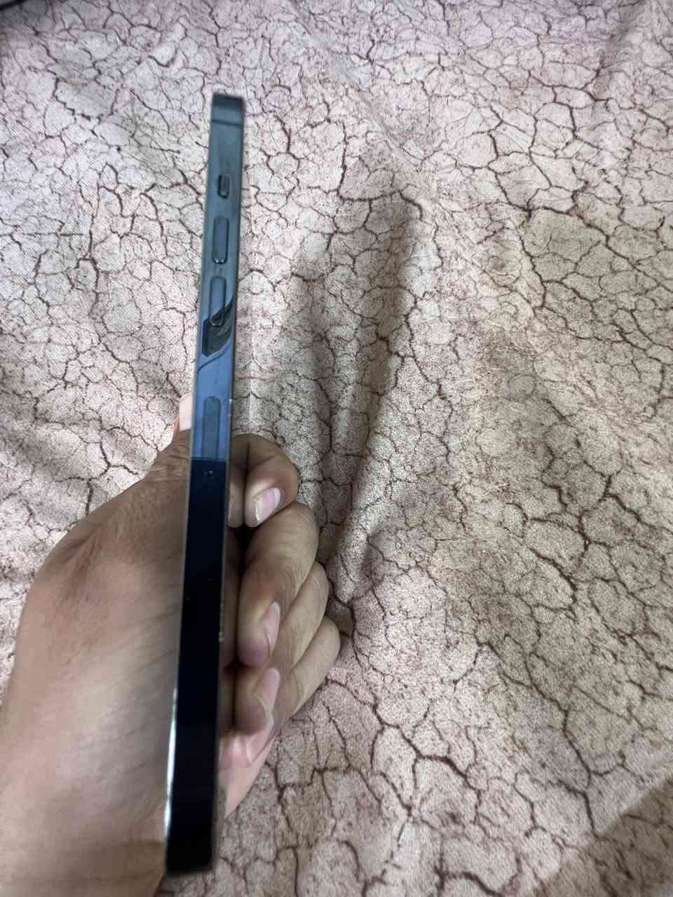 إسلام عليكم آيفون 12برو ماكس اقره منشور 
ذكره 256
دبل شريحه 
البطاريه ٧٨شرط اصليه
الجهاز كلو مكفول شرط
السعر 500بي مجال
وتساب ***********
