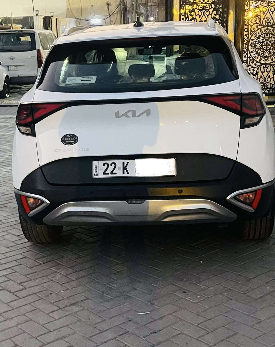 السلام عليكم كيا سبورتج خليجي موديل 2024 كفاله عامه بدون صبغ السياره جديده ماشيه قليل رقم أربيل الجديد بصمه تشغيل ابواب شاشه لايت زنون ثلاث عدسات لد خلفي وأمامي مود درايف 4انضمه قياده كروز سرعه تحكمات ستيرن جهتين شاشة اعطال مانع انزلاق ويل كب كروم شاشة كبيره نفكيشن كار بلي يدات نيكل حساسات كاميرا دوار شاشة كبيرة اندرويد مري شفط اناره ترحيب بصمه ابواب تشغيل محرك 2000 دوش السيارة بوضع ضمان الشركة مكاني بغداد بيع او مراوس السيارة بيها بارد ثلاث أصابع فقط باقي السيارة مكفولة هاتف ***********السعر 212
