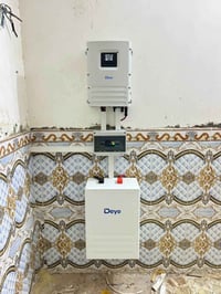 طاقة شمسية • بطارية DEYE ١٢ كيلوواط • ألواح LONGi ٦٢٠ واط