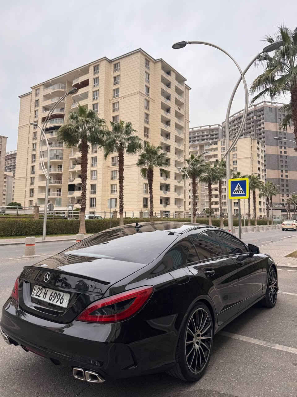 Mercedes Benz CLS 350 2014
وارد المانى كلين تايتل فول مواصفاته 
هەیکەل کامل کرایتە CLS 63 2017
١٢٠،٠٠٠ میل ڕۆیە
***********
سعر : ٢٤٨ و مجال
———————
وارد المانی بدون صبغ فول مواصفات
هیکل کامل تغیرت لل CLS 63 2017
مشی : ١٢٠،٠٠٠ میل
سعر : ٢٤٨ و مجال
*********** أربيل, العراق
