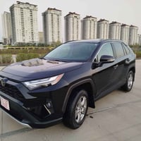 تویوتا ڕاڤ 4 2023 مواسەفات XLE رەقەم کاتی  »دەبڵ ئەکسلە سلایدە  »ڕادار...