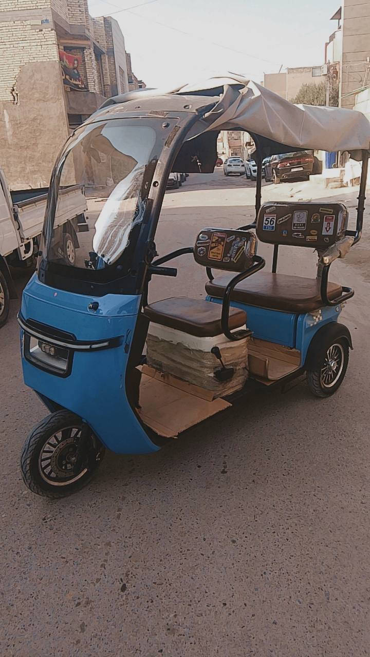 السلام عليكم تكتك شحن للبيع 3سرع بيه نضام B,D بيه بك صندوك خلفي تشتير يمنه ويسره وبيه هوايه مواصفات ممذكوره المهم السعر 1250 وبيها مجال بصيط مكان بغداد 
*********** بي واتساب
