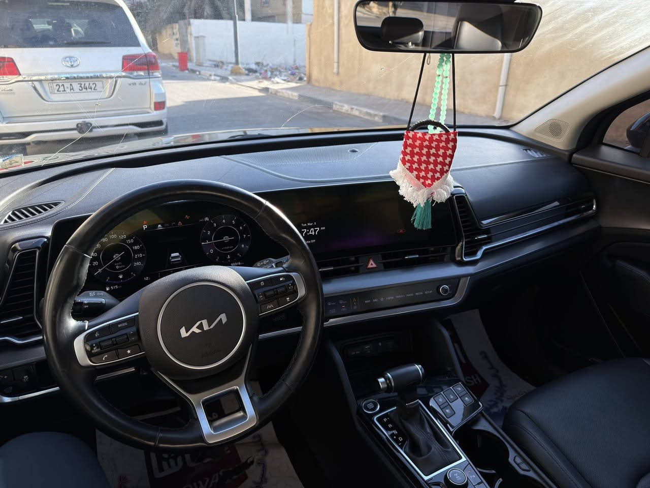 للبيع – سبورتج 2023 SX-Prestige فل كامل 🔥  

رقم الشاصي:
5XYK5CAF1PG002696
الموديل: 2023  
الفئة: SX-Prestige (أعلى فئة)  
الممشى: 50,000 كم  
اللون: أسود ملكي ✨  
وارد نظيف – بارد شبر بالباب خلف السائق  

السيارة بحالة ممتازة جداً من الداخل والخارج  
فحصها نظيف وما بيها صبغ 
المواصفات:  
✔️ بانوراما  
✔️ 360 كامرة  
✔️ رادار و تحديد مسار وحساسات أمامي وخلفي  
✔️ شاشة كبيرة + CarPlay  
✔️ جنوط وكالة  
✔️ تشغيل بصمة  
✔️ أنظمة أمان كاملة 
✔️مقاعدة تدفئة + تبريد 
✔️مقاعد خزن ميموري وضعيتين
✔️تدفئة ستيرن

 

سيارة استعمال شخصي، محافظ عليها جداً  
ما تحتاج أي صرف  

السعر المطلوب: 24,300$ قابل للتفاوض للجادين فقط  

📍 الموقع: البصرة  
📩 للاستفسار ماسنجر


**إذا كنت صاحب هذا الإعلان وتريد حذفه لأي سبب، رجاءا أرسل رسالة إلى الدعم الفني**