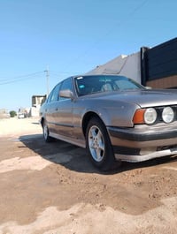 بي ام ٥٣٥ • مكينة جديدة • القاسم