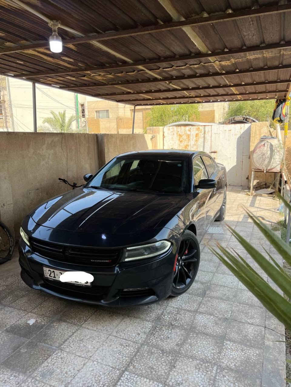 جارجر 2017 وارد كندي كفاله عامه وبس بيها شخط مثل ما مبين ب صوره ، سياره نضيفه وحيل حلوه ، مواصفاتها ، حساسات خلفيه شاشه  كبيره  عينه 260km و بيها تنته  ، وتخم تايرات جديد ومدخلها صيانه للمحرك وكلشي جديد بيها تأخذها جاهزه رايدها ب 215 وبيها مجال بسيط 

*********** مكانها بالبصره
