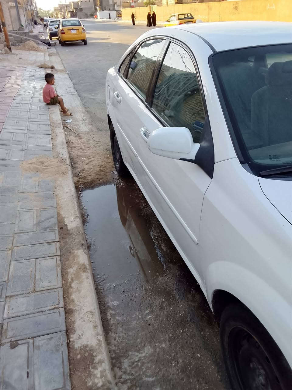 اوبترا للبيع موديل  ١١  رقم كربلاء بسمي مكانهما كربلاء محرك كير زينات تبريد شغال كهربائيات مابيهن نقص بيه ثلاث قطع صبغ مكفوله من الضربه القويه  سعر  ٧٦   اتصال  ***********@
