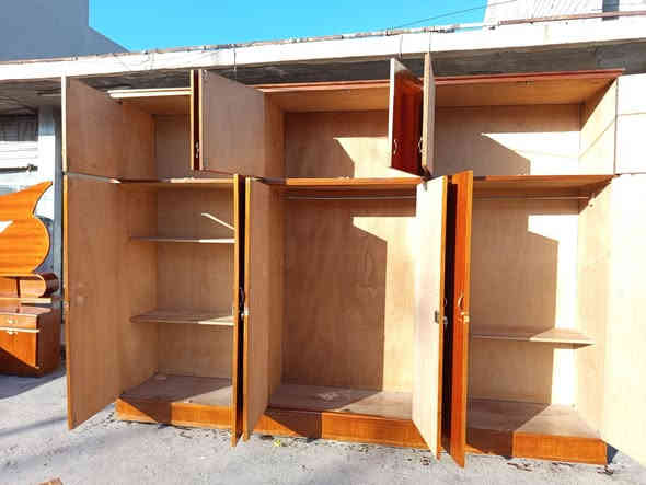 غرفه ٦ ابواب ملحق شرط شرط النظافه شغل ثقيل حيل فصال توصي 
سعرها ٤٥٠ الف
رفاعي يم طرشي الشفاء ***********
