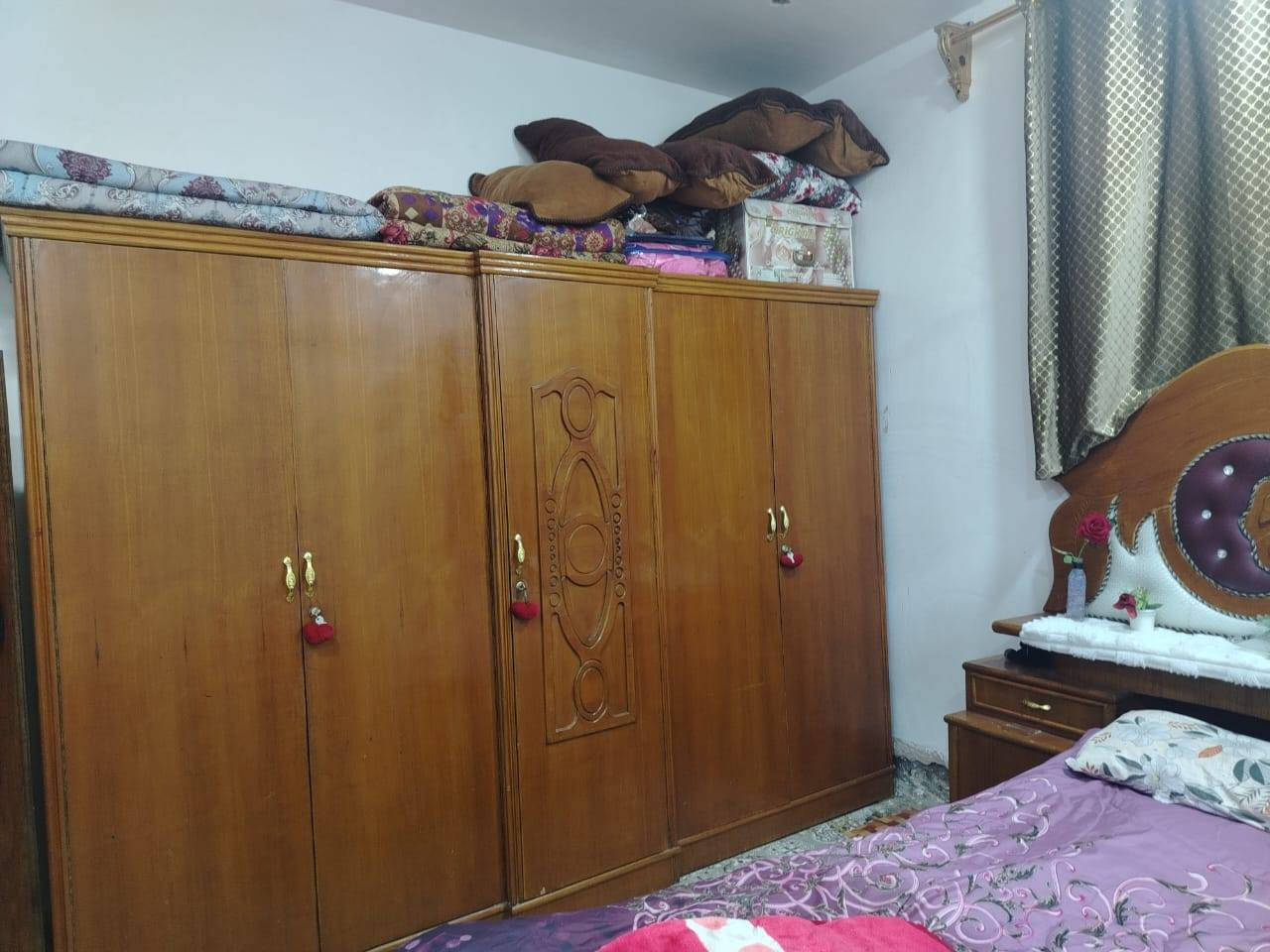 السلام عليكم غرفه ام الخمسه مكان الحله نادر ٢ سعر ٦٥٠ وبي مجال وهذه رقم ***********
