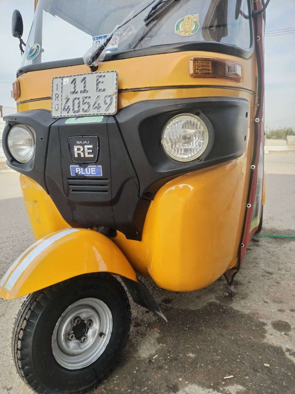 السلام عليكم
تكتك موديل ١٩ شهر ١١ رقم وسنوية انكليزي
تجفيت جديد جادر جديد دوشمة سفريات جديد
بيهه صبغ لغد ودوس فقط بدون ضربة
يرادلهه ترتيبات بسيطة
رايدهه ب5.850
مكاني بغداد الشعب
***********
