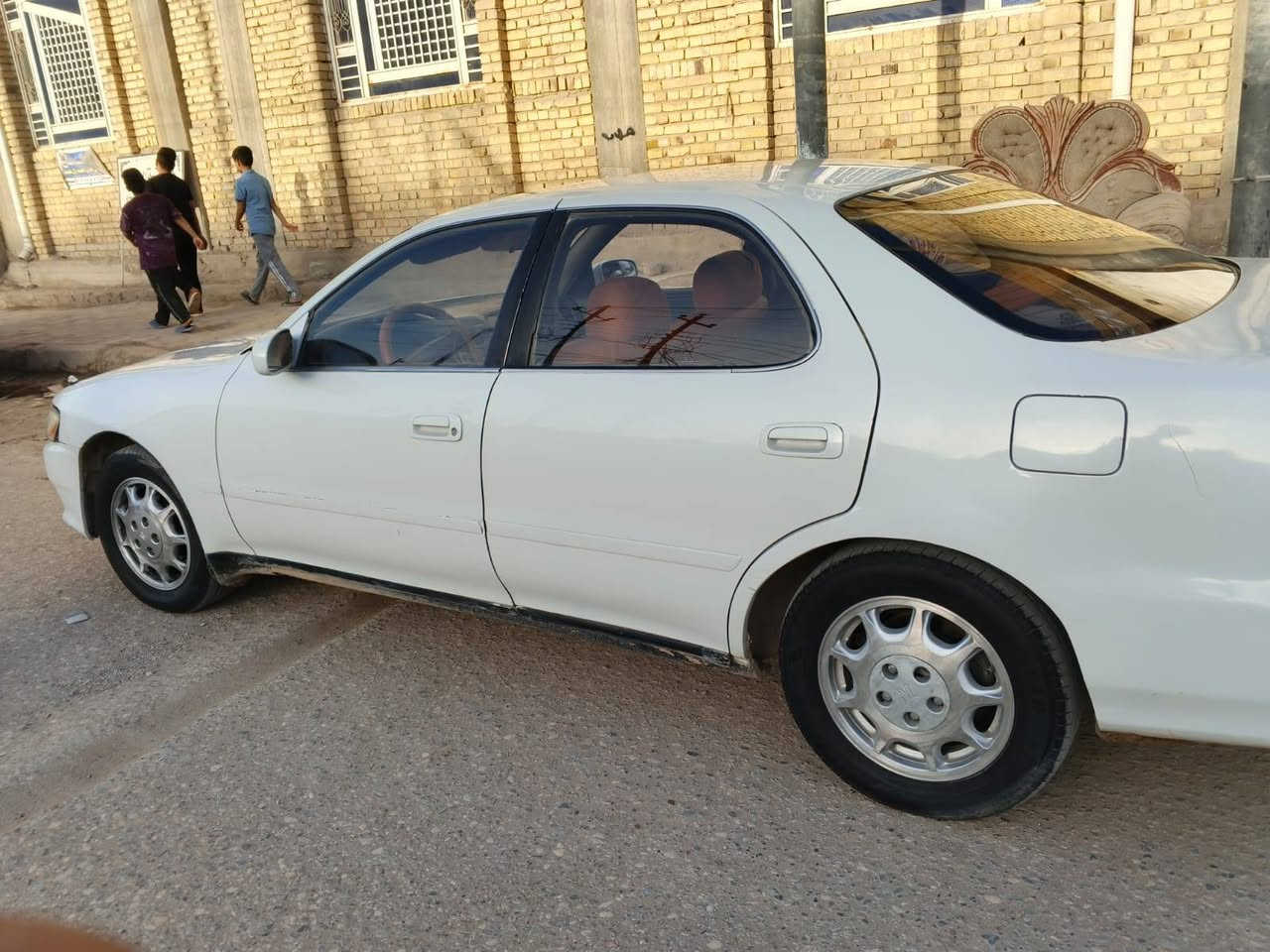 كرسته للبيع موديل 93 مكفوله من الاصوليات والعيب  الشرعي مصبوغه عام راعيه يريد تحويل سعره 57وبيه مجال ***********
