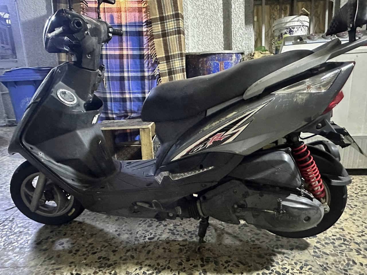 السلام عليكم دراجة ثعلب النضافه مثل مموضحه بل صوره  تشغيله نكره  بكل وقت تجي تاخذهه من البيت شعله معدل خير من الله دراجه كلهه بلادي اي نقص مابيهه السعر 500 مكاني الدوره ابودشير 
***********
