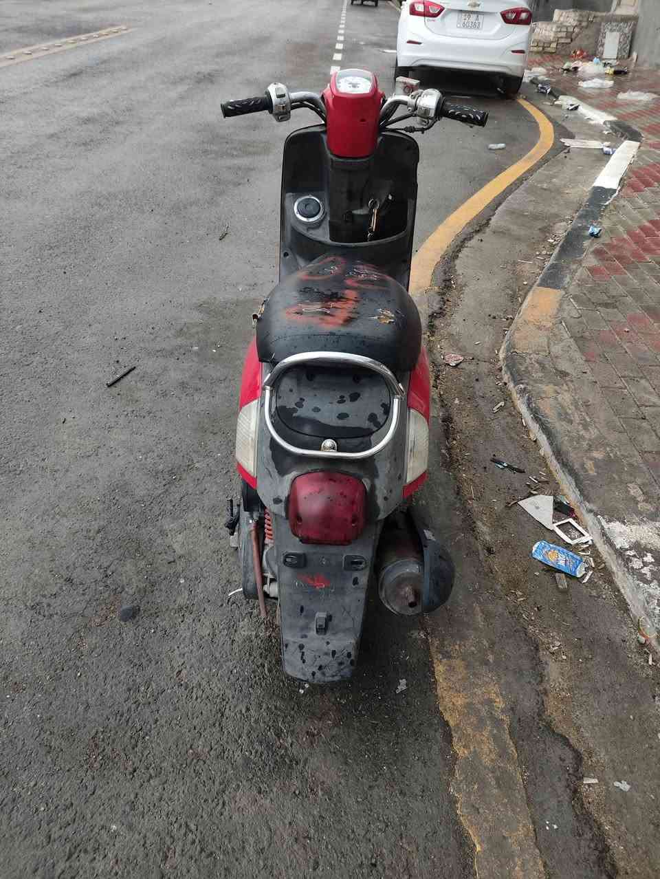 سلام عليكم بولسي للبيع مطلعه من المعرض ع ايدي بيه وصل  الكفرات مختمه كلهن المحرك صوته ناعم ومكفول الدراجه ناشفه بس بيه كسر بالكفر الامامي للتواصل *********** او ع الخاص
