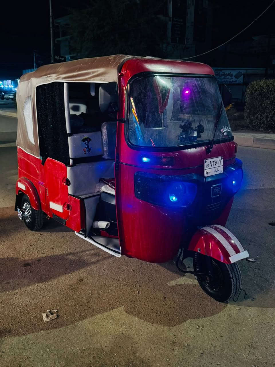 السلام عليكم تكتك 🛺 للبيع 2022 رقم بغداد مكينه مكفوله هيه وگشره ماعده البارد شبر يم البگ لايت تكتك جاهزه مجهزه مذب عليها ربع جادر جديد سفريات جديده هيه وغراضها للبيع سعر 9500 وبيها مجال للطيبين الرقم ***********
