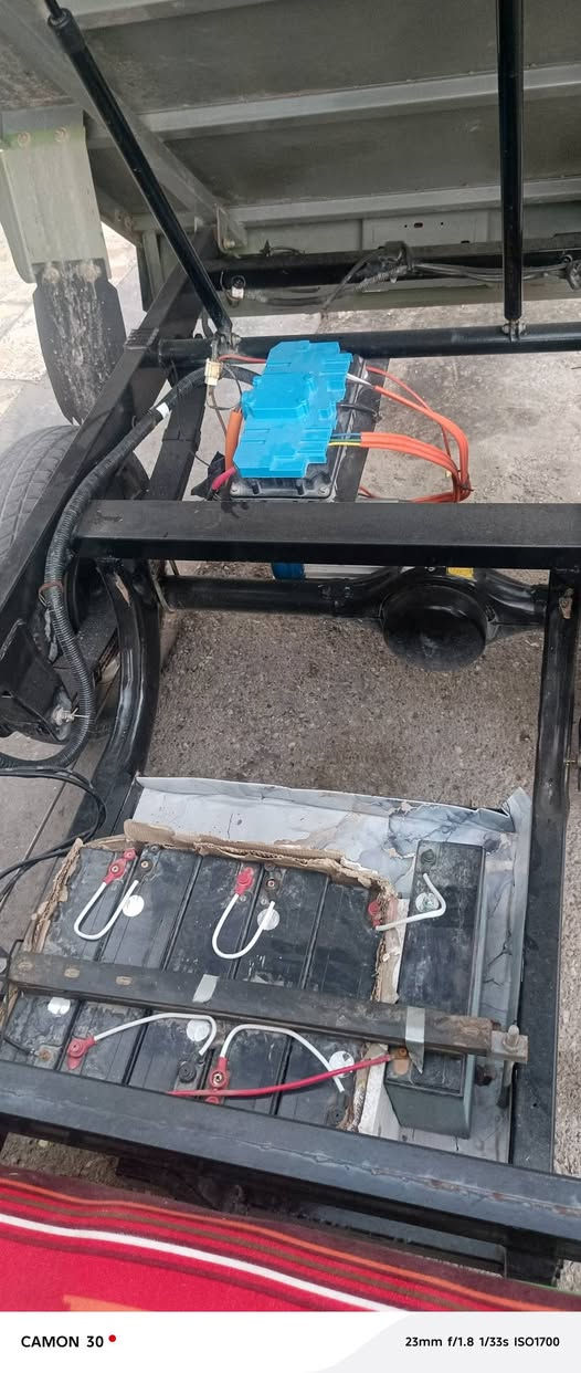 سلام عليكم ستوته شحن موديل 24 حجم الكبير نوع صقر بطاريات دبل اي نقص مابيه ستوته جديده اني ماخذه ب2450 ورايده حاليا ب1600 شراي يراسل واتساب فقط متواجد ***********
