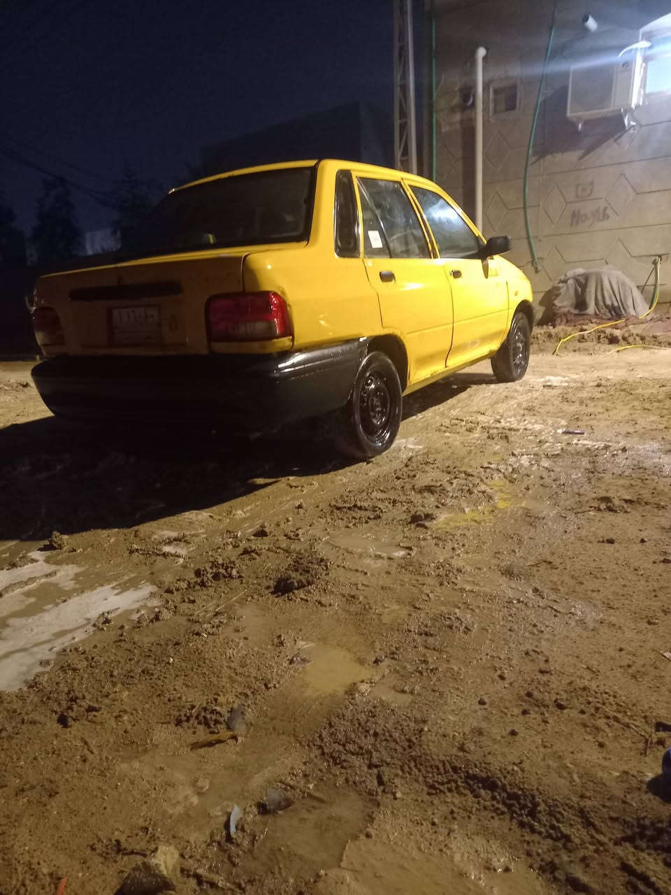 سايبا موديل 2012 السعر 14 ورقة مصفرة هيئه وغرامة كتاب التصفير عندي رقم الماني محرك جديد كير الرابع مرات يفلت حدادة جديدة تخم تاير جديد ضفيرة جديدة كهربائيات كله شغالة
العنوان البصرة المطيحة ام النعاج 
التواصل ***********
