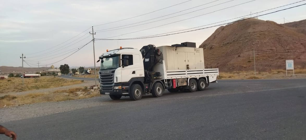 للبيع سكانيه موديل 2010
كرين 20 طن FASSI  جك 6ريمون 
بدي اريل طول بيلادي 
مكفوله كفاله عامه 
للتواصل ***********
