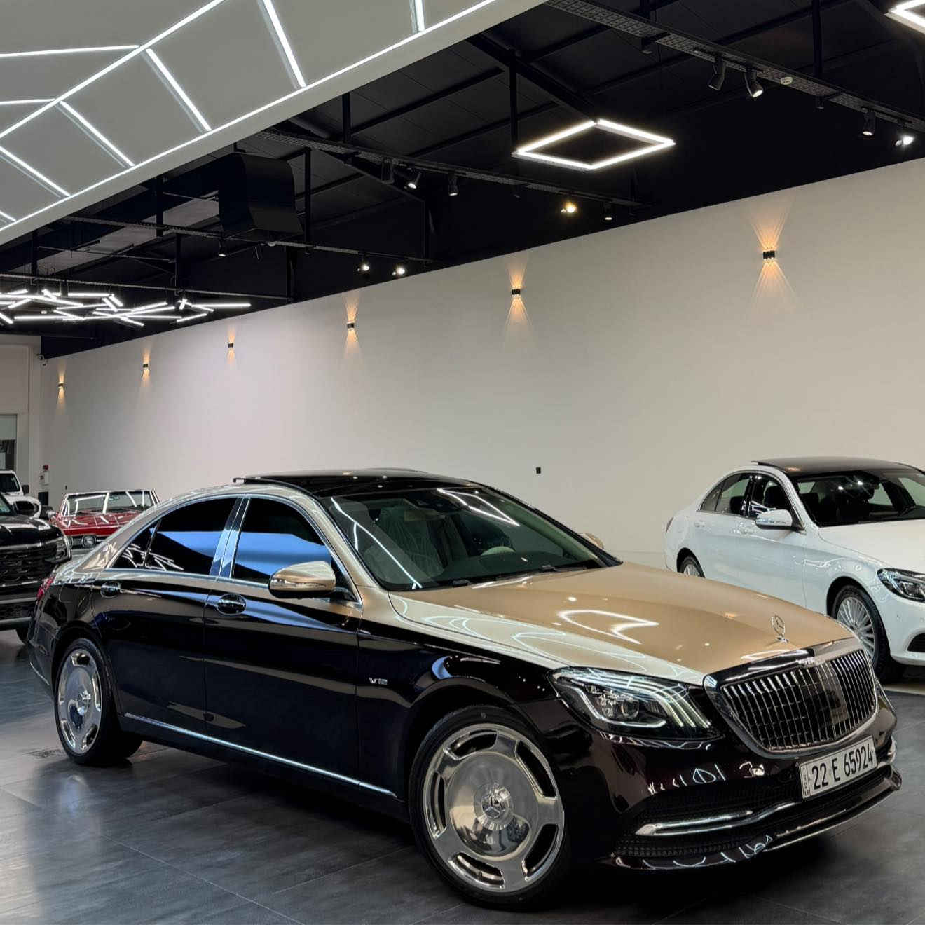 ‎السلام عليكم ... للبيع🖤🧿
‎‏Mercedes Benz 🇩🇪موديل 2018
- kit maybach AMG- 2018 -Sclass
- ⁠S500 ٦ سلندر✅
قبل كلشى ماكو هيج نضافه و هيج جديد بكل سوك 
و هيج الون استراد خاص الون كرزى
 ‏‎السيارة ضمان دولى بشرط٢ بصمه 
‎‏🛑‎سياره فول فول vip مواصفات AMG اى امجى بيلادى ‏   
‎‼️مكفوله كفاله عامه من كلشى صبغ تعديل كير و محرك كهربايى من كلشى جديدد 
‎ كفالة عامه دعامیه لی ‼️دعامیه بشرط 
‎‼️گير محرك بشرت ١ شهر حتى برغى بشرط ما مفتوح
‎‼️كهربايات كله بشرط  بدون مسج  no massage
‎‏‎مواصفات 👇سياره جديده بمعنى الكلمه تراى مثل زيرو
‎🛑سیاره محرك : ٦ سلندر  بانزين ضمان
‎🛑سیاره ماشیه: ٩٦ الف حقيقى
‎🛑موديل: ٢٠١٨
‎🛑لون داخل كريمى ملكي دواخل ديزاينو -4كشنات خزن ميمورى
‎🛑٤كشنات تدفئه و هيتر و مساج vip
‎🛑جنطه كهرباء -ابواب شفط -٥ بصمات
‎🛑باب طويل لارج - كشنات متحرك ويا ستيرن
‎🛑سستم صوت سماعات دواخل برايمستر
‎🛑لايت ذكي. معها دوران العجله 
‎🛑کامیرا 5-كاميرا ٣٦٠ درجة -نضام حساس متكامل 
‎🛑بانوراما- رادار - ٥ بردات- ٦ سيدى بوكس
‎🛑الداخل كله لد بي ٦٠ لون  
‎🛑 رادارات اماميه وجانبيه 
‎🛑٤ تخم و تاير ويل اصلى  مايباخ
 شركه جديد
‎‏‎‼️رقم اربيل جديد و سنويه و فحص و هزه كله جديد سياره بي اسمي
‎‏‎⚙️ سياره احلا من صور كلشى بشرط ٪؜١٠٠ احلا من صور سياره ماشالله ملكه شوارع
‎‏‎🌹مكان السياره اربيل 
‎‏‎👈السعر: 💵 525 ورقه بيها مجال 

‎الاتصال اسيا   *********** 📞
‎الاتصال كورك واتساب👈 ***********
