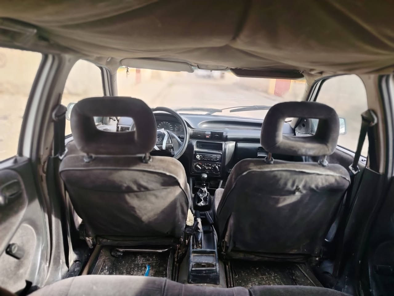 السلام عليكم استر حجم ١٦موديل ٩٣ مصلحه دواير ودوسات تواير جدد محرك شرط  سنويه للثمانيه وعشرين كابون بانزيت السعر ٥٠وبيه مجال ***********
