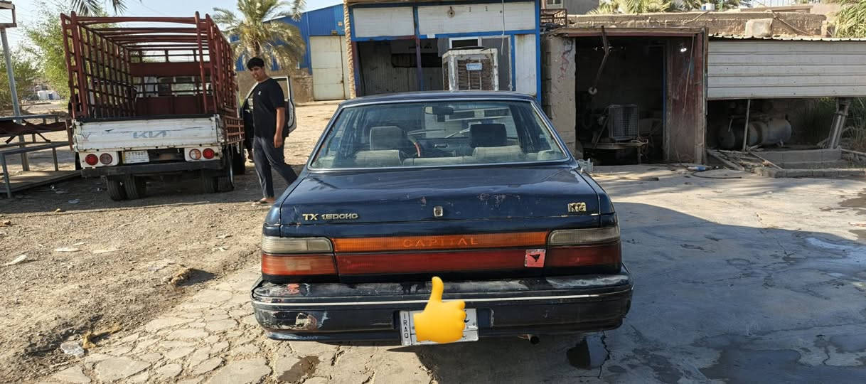 السلام عليكم ورحمة الله وبركاتة
السياره للبيع كيه كبتل مديل 93
تخم تاير وبيها جراد جاملغ 
السياره نضيف من محرك وكير وكلشي بيها نضيف 
تجي وتشوف بعينك مكاني بغداد 
ب27 ورقه وبيها مجال 
الرقم الهاتف للاستفسار 
***********
***********

