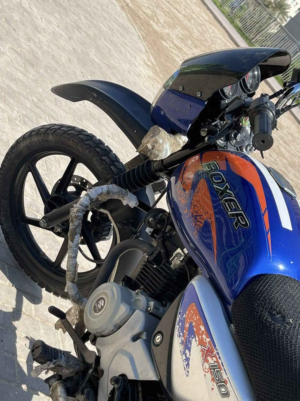 السلام عليكم درجه بوكسر مرقم لوحه وسنويه 
2023ماشيه 50الف 
العنوان بغداد بسمايه السعر: مليونين ونص وبيه مجال
؛درجه مكفوله{***********}
