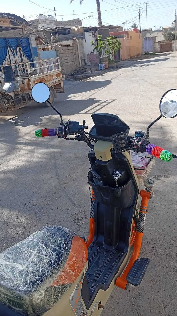 ديالى شهربان العزي 
دراجه شحن للبيع استخدام شهر واحد فقط نضافه فول  مراسله الصفحه لو اتصال واتساب ***********
