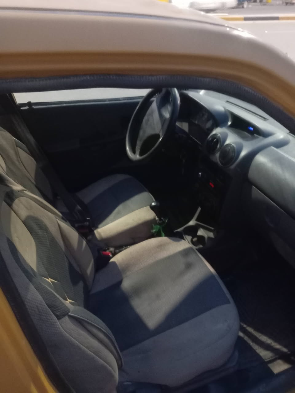 سلام عليكم سايبه موديل ١٥ مبدل جاملغ المامي سياره مصفره تحويل مباشر سعر ٣٠ عنوان بغداد مدينه الصدر موبايل ***********
