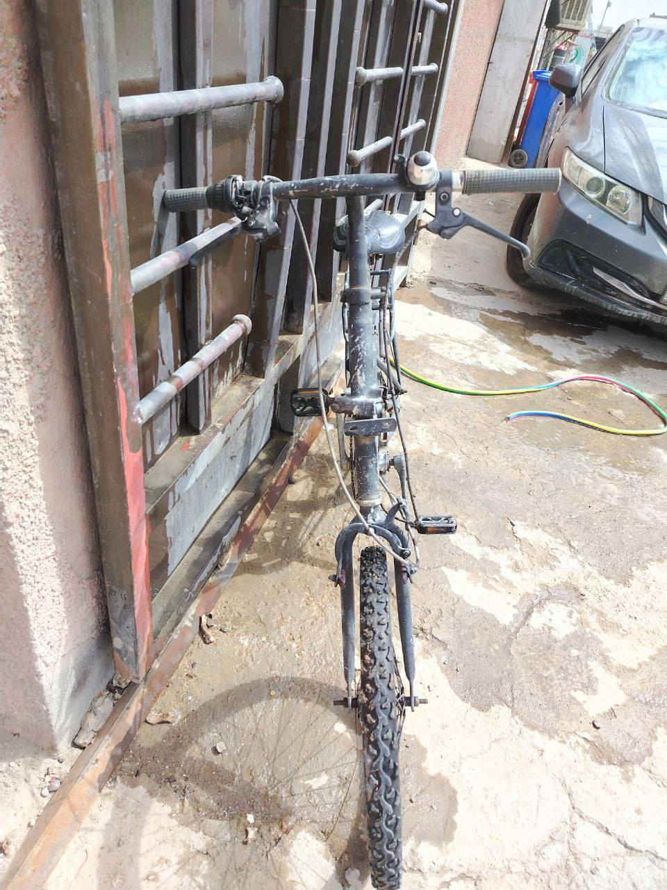 السلام عليكم...
بايسكل ابوالطبكه..
لونه اسود..
السعر 35وبي مجال..
العنوان : البياع الشهداء سوق رضا قرب صاج العربي..
للاستفسار :***********
