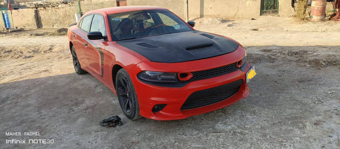 السلام عليكم
جارجر 2019 وارد امريكي رقم بغداد ضربتها چاملغ وبنيد الأيرباك طاگ
بسمي السياره جاملغ وبنيد مبدلات بدون ضربة جاكوك  المكان واسط السعر علا الخاص ***********
