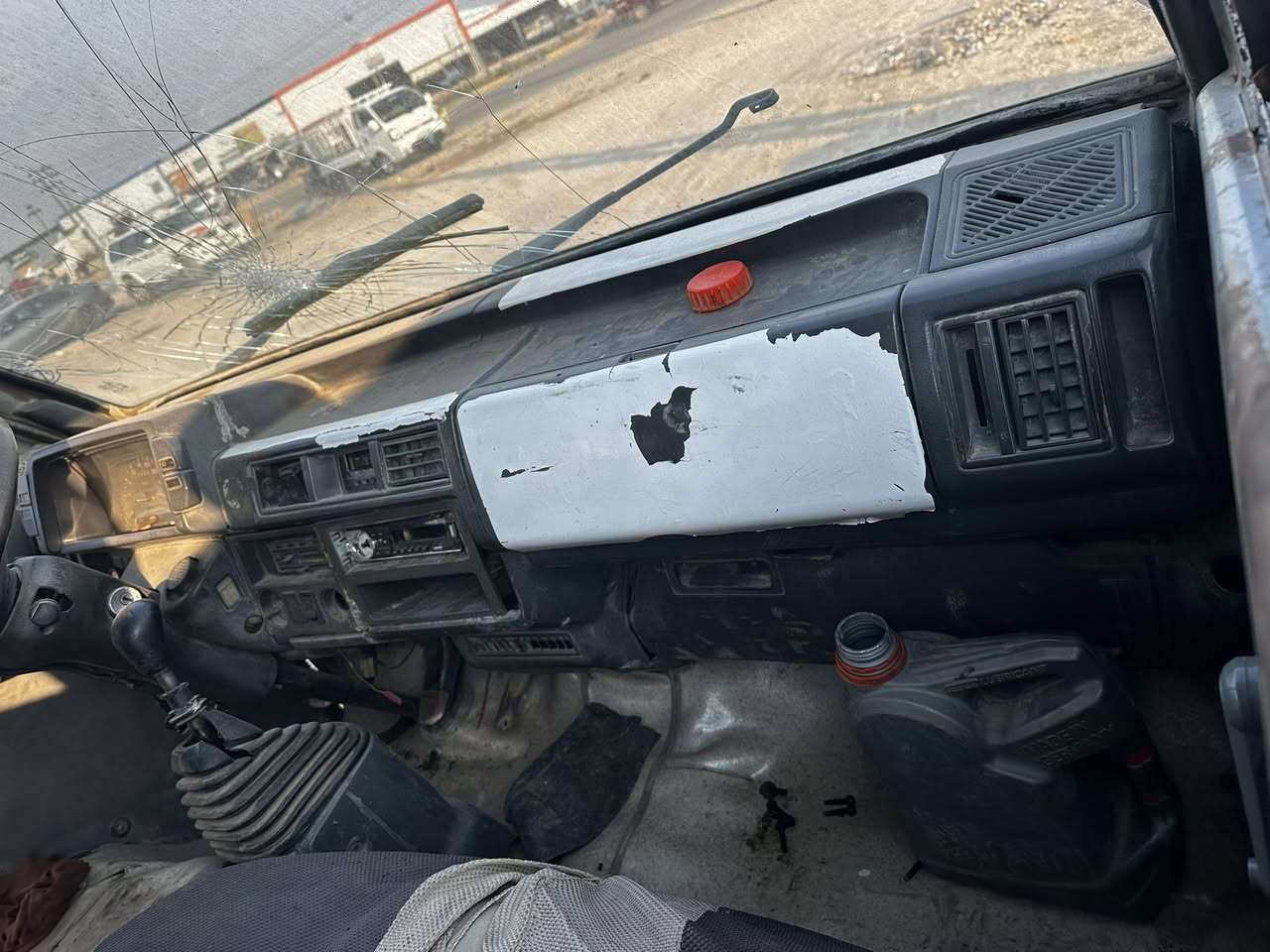 سلام عليكم كيا بسته موديل ٩٤سنويه جديده ٢٧تريد وكاله تريد تحويل رقمه بغداد مكاني السياره ديالى سعر١٩وبيه مجال ***********
