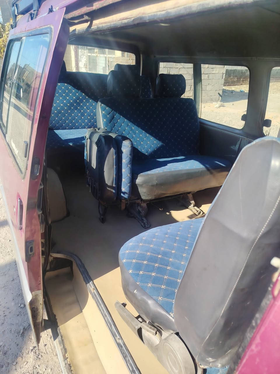 السلام عليكم كية بستا موديل ٩٥ ماروني مكفولة كفالة عامل هاتف *********** بي واتساب السعر ٥٣ بيهة مجال
