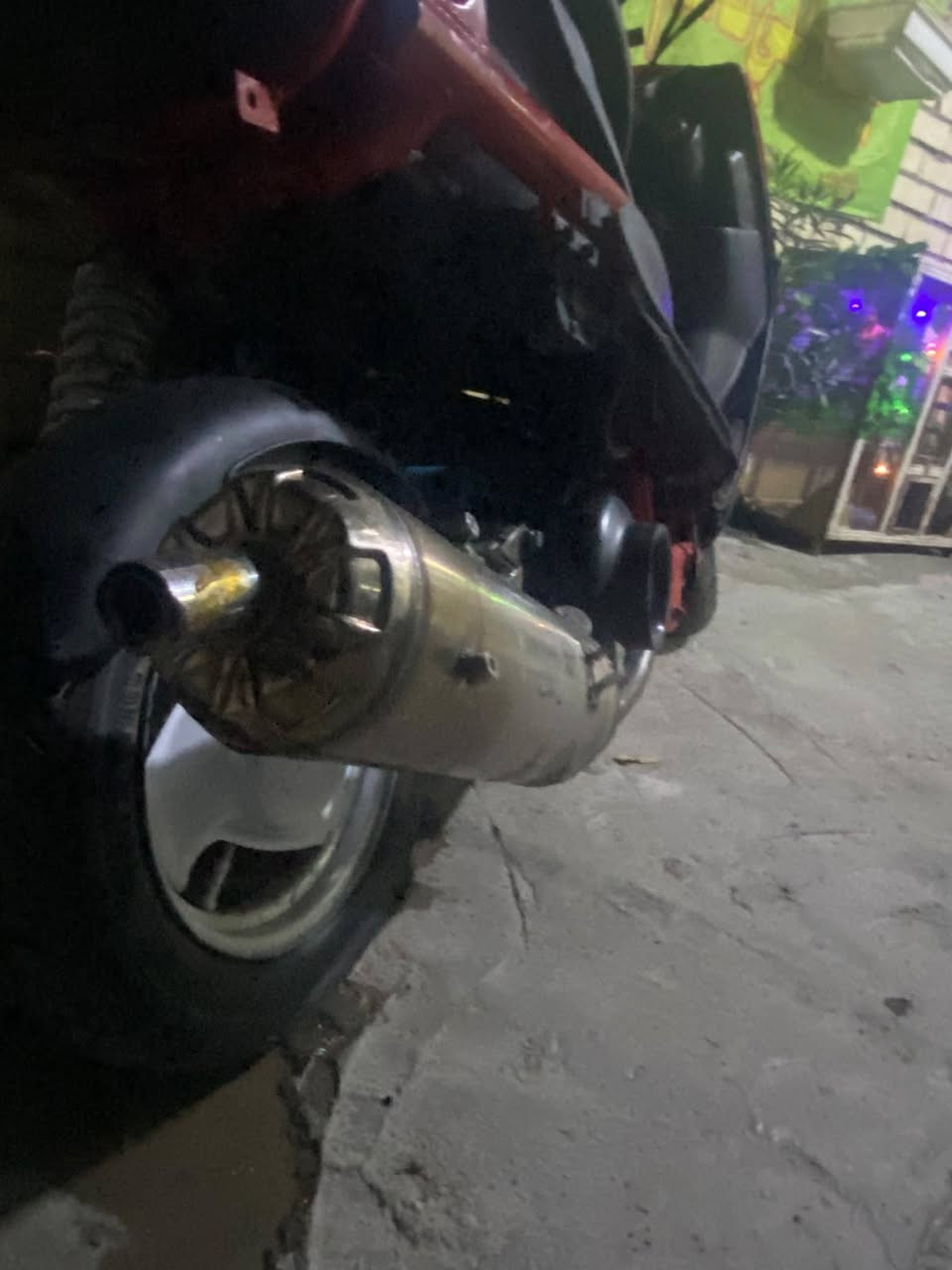 ماكس مال لعب اشتريته قبل شهر مكينه ٥٥ رياضيه صانصنه رياضيه RZ نحلة كلجات رياضيه دراجه كامله من كل نواحي بيه نقوصات ما تكلف 25الف كفرات بيه بلادي دراجه شلعه و معدل خير من الله سعر 275 بيه مجال حك جيه  و مو شراي لا يتعبني رقم هاتف واتساب ***********
