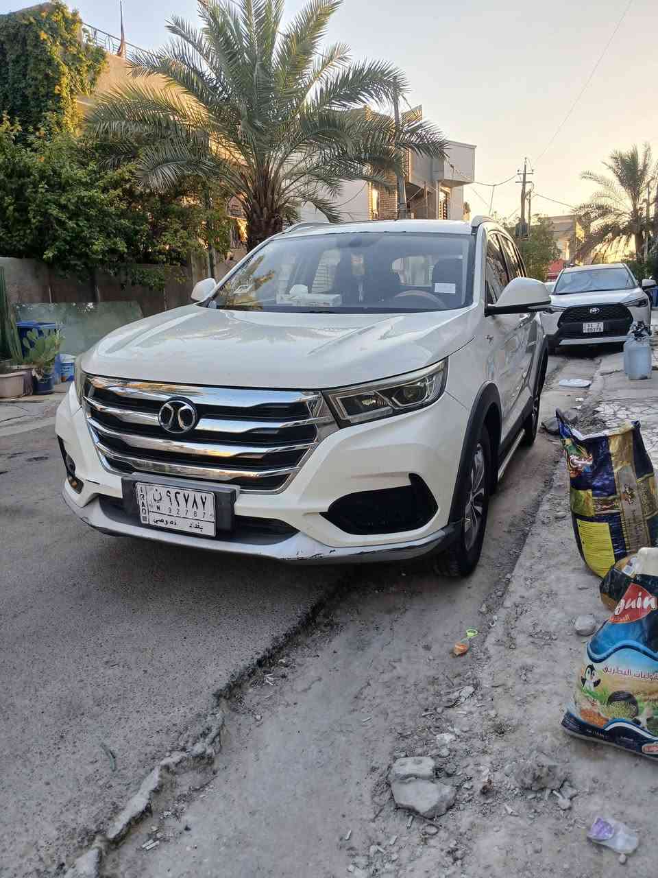 السلام عليكم
للبيع بايك x65 موديل 2020سيارة حلوة مابيهة ضربة محرك ٢٠٠٠ تربو ماشية ١٤٦ الف سيارة كفالة كير ومحرك برغي ممفتوح وكشر السيارة نضيف بدون حادث  رقم بغداد شرط التحويل   السعر ١١٠ وبيها مجال رقم هاتف***********
