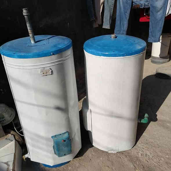 سخانات 2 مستخدمات للبيع ب 100 وبي مجال تعال خاص او الاتصال واتس ***********
