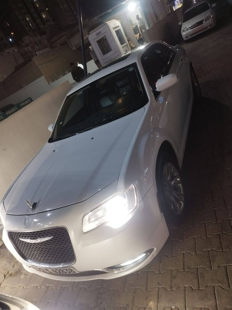 سلام عليكم أوباما ٢٠١٥ كفاله عامه بيه سحبت بيديار بسيطه جدا ماشيه ١١٧ كير مكينه بلاد تخم تايرات جديد حداديه جديده رقم اربيل الجديد بسمي مواصفات السياره واضحه بالصور
مكاني ديوانيه
***********
