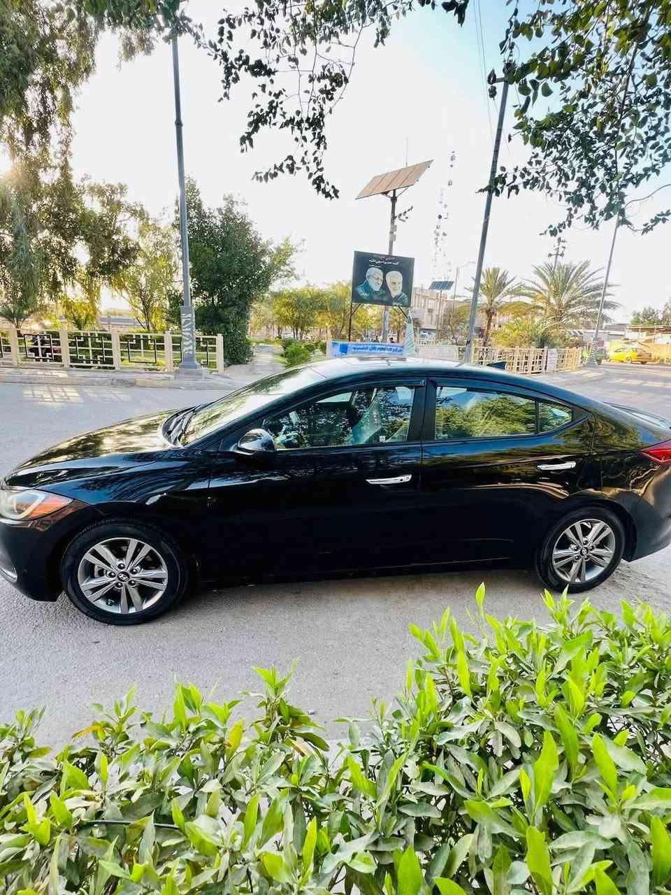 ألنترا وارد أمريكي موديل 2018
حادث چاملغ و بنيد جداً بسيط 
و بيها بارد شبر جوه قبق البانزين 
اللون أسود رقم بابل 
مواصفات السيارة :-
فتحه سقف 
تدفئه كشنات 
بصمة تشغيل و بصمة أبواب 
أضاءة ترحيب باليدات 
حساسات جانبية 
ماشية 84 ميل و قابل للزيادة 
السيارة نظيفة و ما متعوبة و خير من الله 
كل شي ما تحتاج تشغل و تطلع 
صور الحادث و السونار مرفقة بالمنشور 
السعر 125 و بيها مجال بسيط 
العنوان بابل المسيب 
للاستفسار ***********
