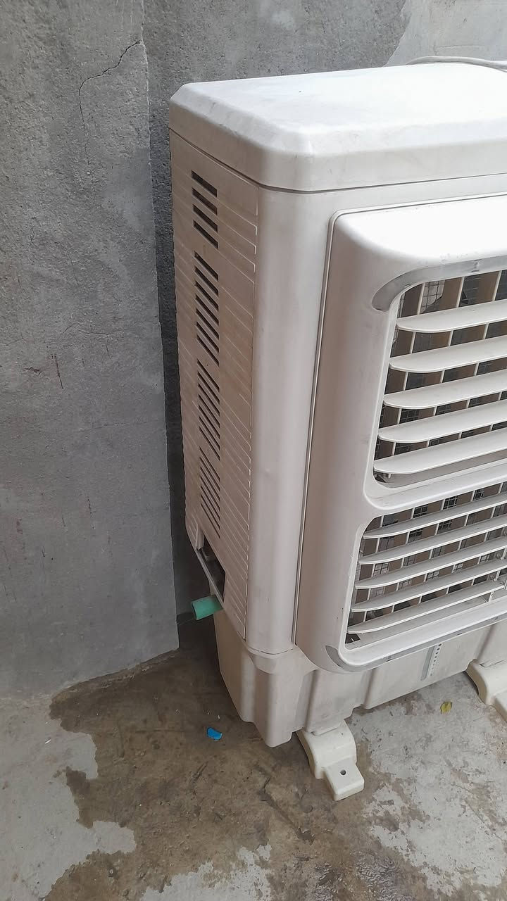 مبرده كنفيره للبيع السعر ١١٠وبيهة مجال المكان بغداد المشتل اكو توصيل بكروه


**إذا كنت صاحب هذا الإعلان وتريد حذفه لأي سبب، رجاءا أرسل رسالة إلى الدعم الفني**