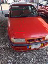 فيكترا • محرك ٢٠٠٠ • رقم بغداد