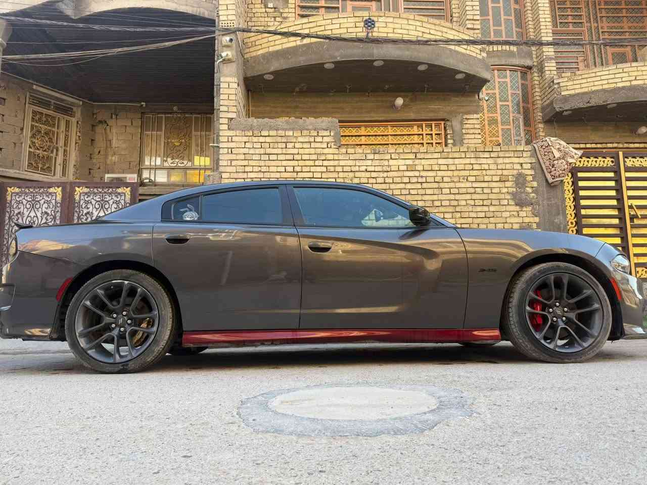 دوج جارجر RT 23لاست كول ￼￼النداء الاخير رقم اربيل بسمي
المحرك: / 5.7
الممشى: [ 27ميل
الحالة: [ السيـارة وارد أمريكا ضررها دوسه 
[ الـــــمـــواصــفـــــات ]
كت SRT
كزوز ￼￼SRTموبار بلاد
تشغيل عن بعد
• شاشة كبيرة
• كاميرا
• كار بلي
•سستم سماعات
• مقاعد كهربائية
• مقاعد تدفئة
للتواصل اتصال هـ ***********
مكان بغداد 
السعر 280ومجال
