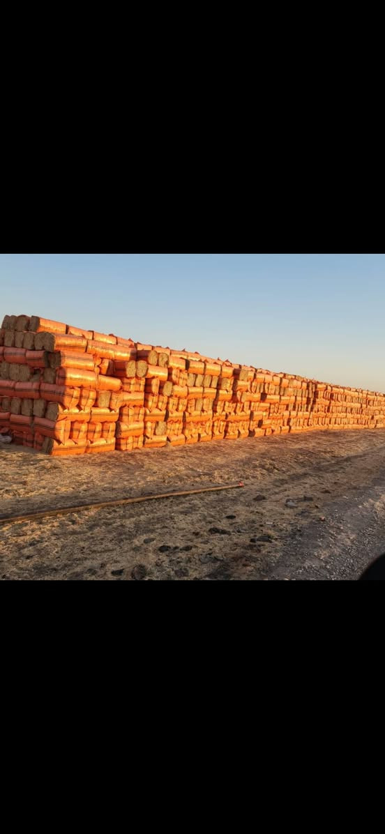 يوجد تبن للبيع ١٠٠٠ طن للبيع ...
مع التوصيل لجميع المحافظات 
العنوان اربيل .***********
