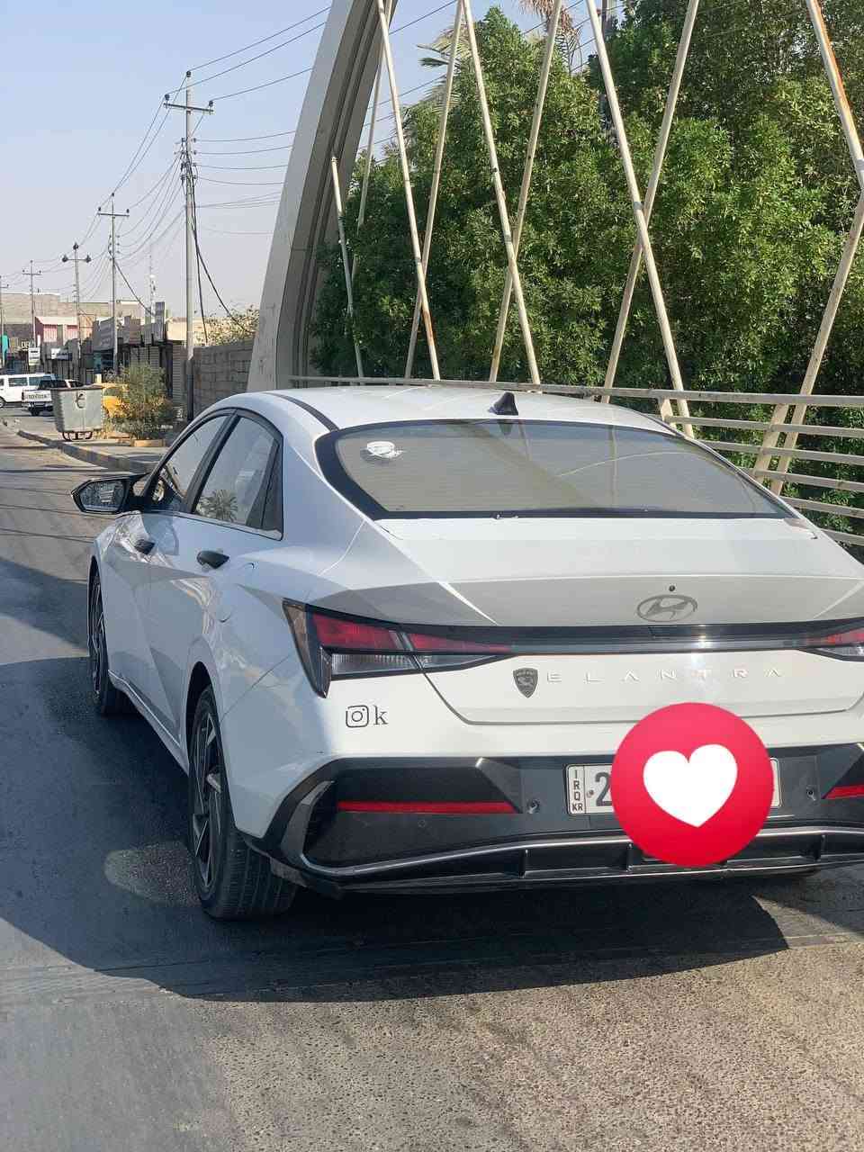 بسم الله الرحمن الرحيم 
السلام عليكم
النترا تجميع صيني موديل 2024 كفالهه عامهه 

سعة المحرك : 1.5 لتر (1500cc)
كير CVT
إضاءة أمامية وخلفية Full LED
فتحة سقف
ويل كب مقاس 17 
مري جانبية كهرباء 
اضرار خفيفه بدعاميه
قطعتين تبريد 
هاند بريك كهربائي و اوتو هولد
والسياره ع ايدي غير  من محل للبيت 
 رايدها ب149 وبيها مجال للطيبين 
سياره بسم المعرض اربيل 
واسف ع الاطالة 

مكاني بصرة ابوالخصيب
  ***********
