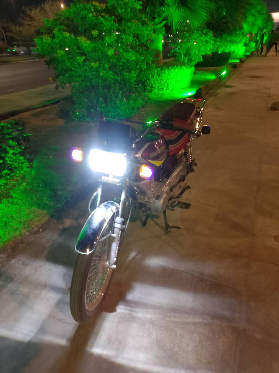 سلام عليكم للبيع دراجة اربعه كير سونك دراجه جديده برغي مامفتوح منه مكاني كربلاء كهربائية كله شغاله بس شاشه بيه رخاوه بل فيش شراي تطل وتدلل***********
