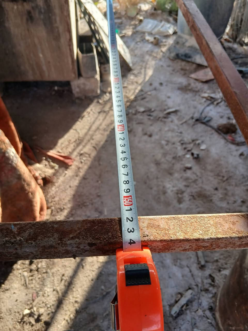 قطعة حديد جاهزه
موجود قياست طول وعرض 

وتس ***********
