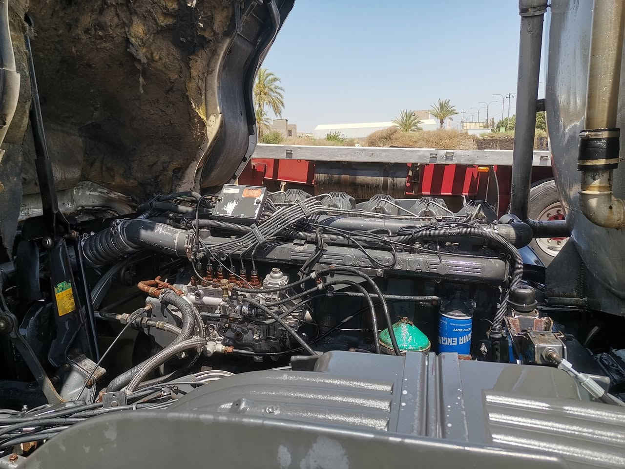 تنكر سحب سكانيا بومه موديل 2004 بم ونوزل كير 4×4 جوبلس امامي وخلفي مضخة 55 سعة التانكي14 الف السعر 290$ وبيها مجال للاستفسار ع هذا الرقم ***********
